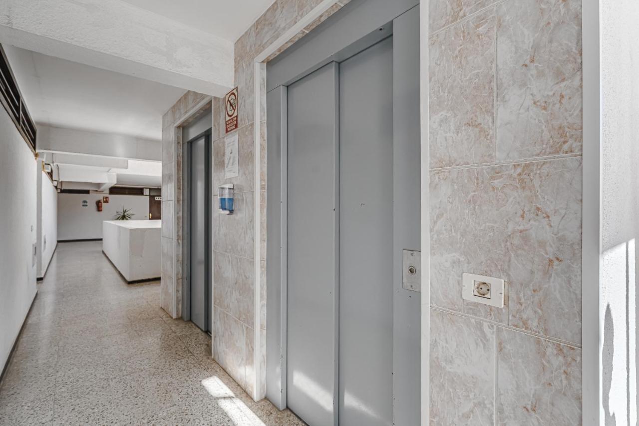 Olympia Apartments Playa de las Americas  Exterior photo